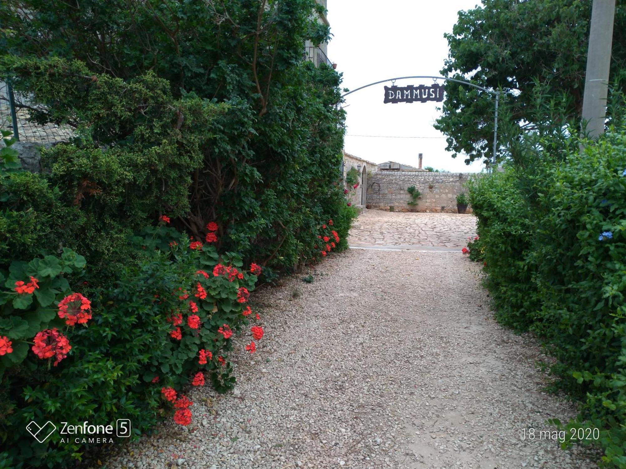 I Dammusi Villa Santa Croce Camerina Exterior photo